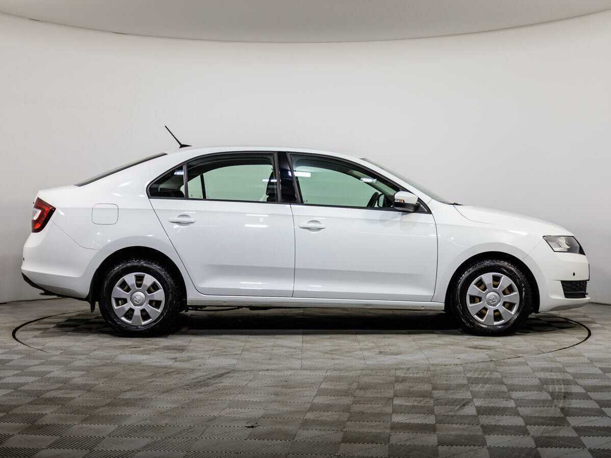 Skoda Rapid 2017 года с пробегом. Фото: #2