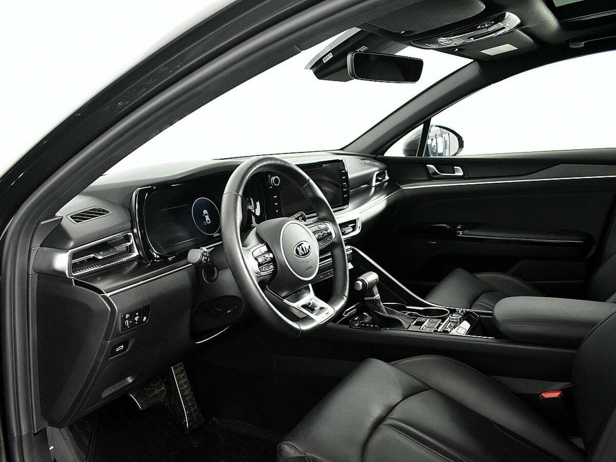 Kia K5 2021 года с пробегом. Фото: #22