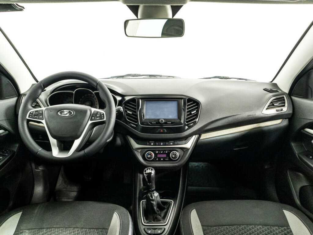 Lada (ВАЗ) Vesta 2018 года с пробегом. Фото: #12