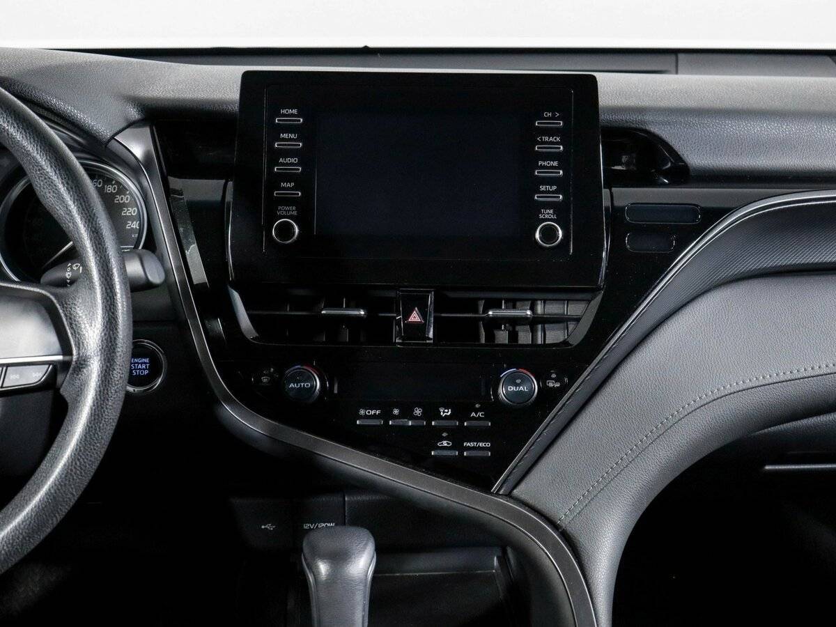 Toyota Camry 2021 года с пробегом. Фото: #9