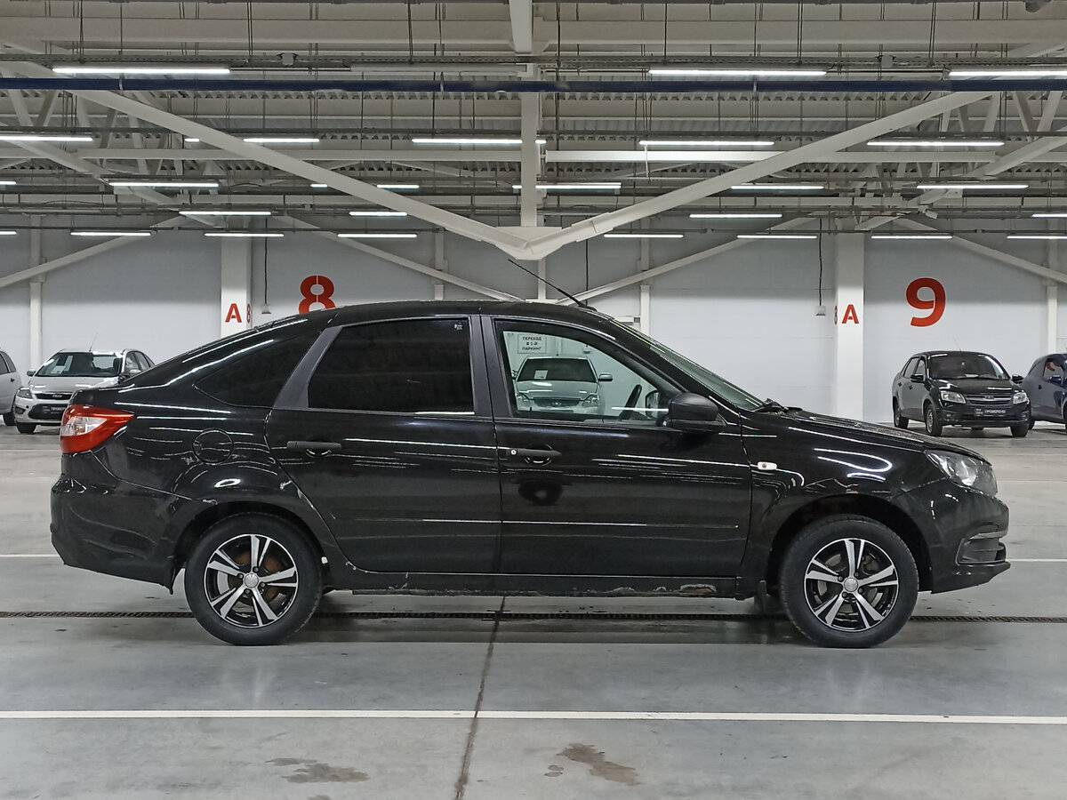 Lada (ВАЗ) Granta 2018 года с пробегом. Фото: #3