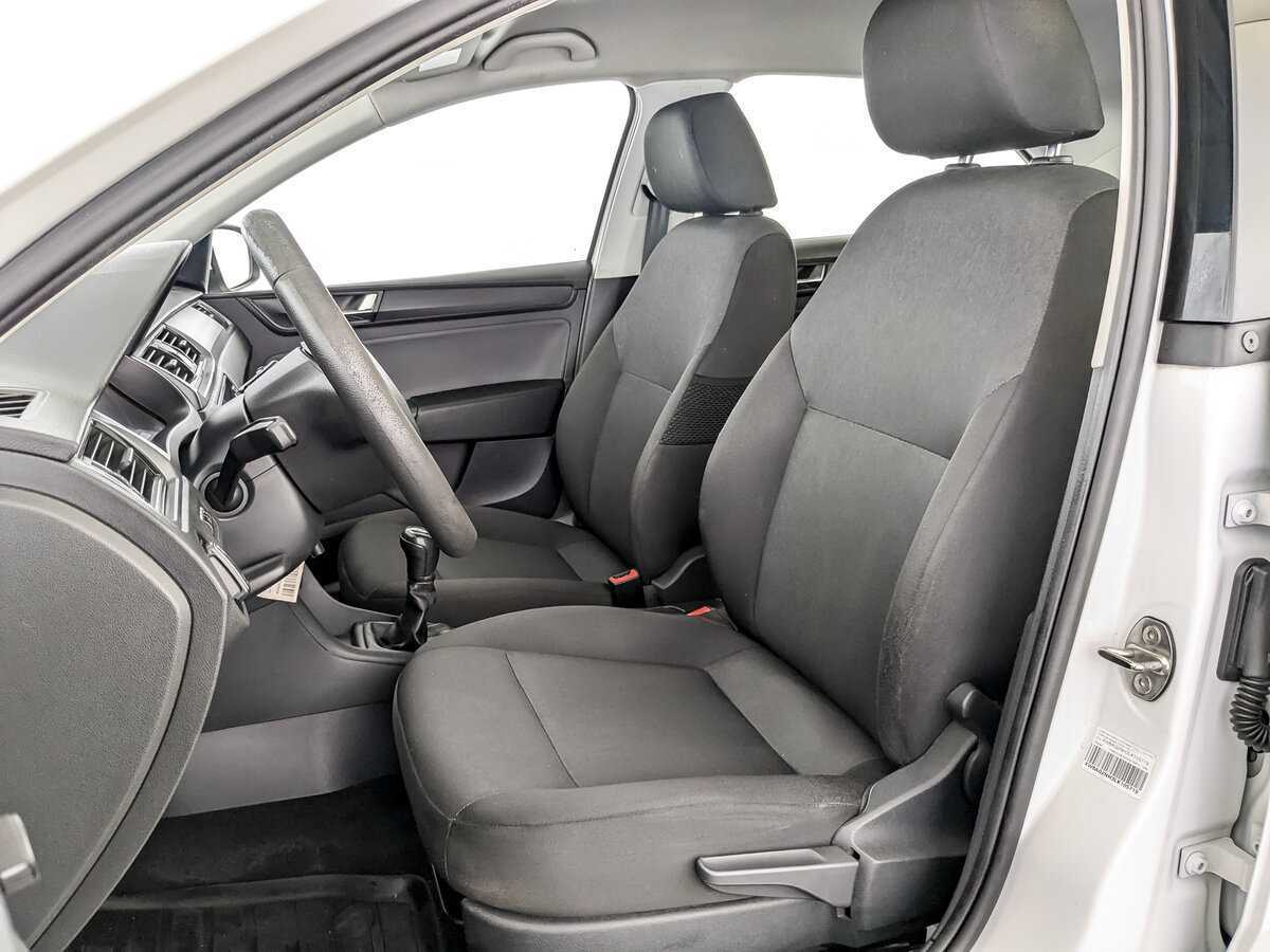 Skoda Rapid 2019 года с пробегом. Фото: #14
