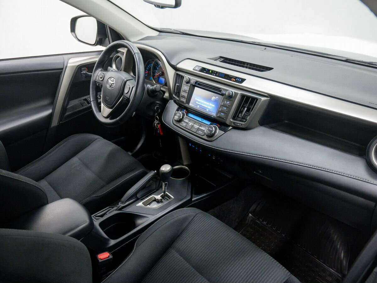 Toyota RAV4 2014 года с пробегом. Фото: #7