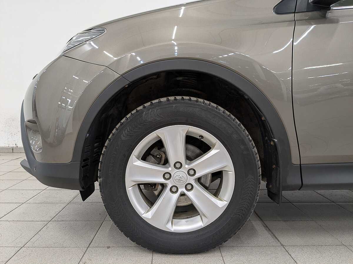 Toyota RAV4 2014 года с пробегом. Фото: #11