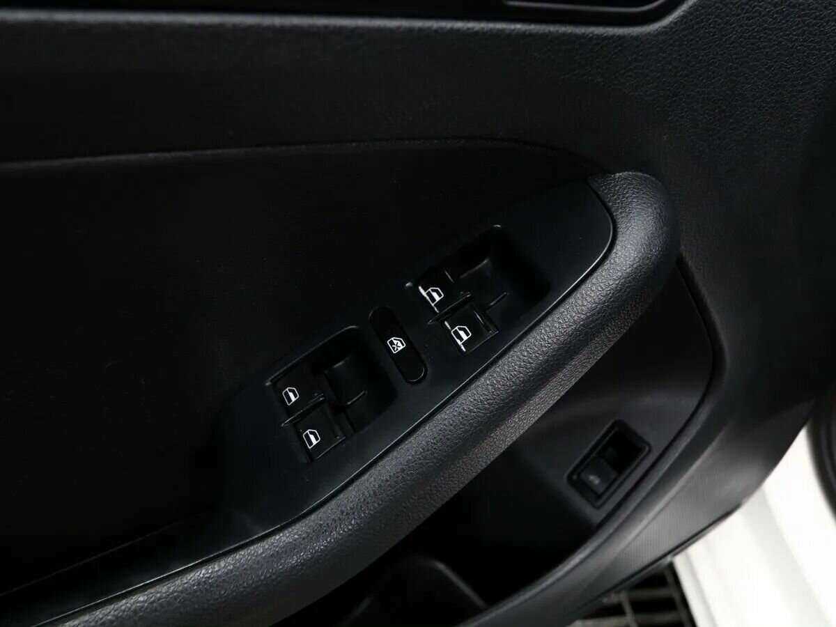 Volkswagen Jetta 2013 года с пробегом. Фото: #15