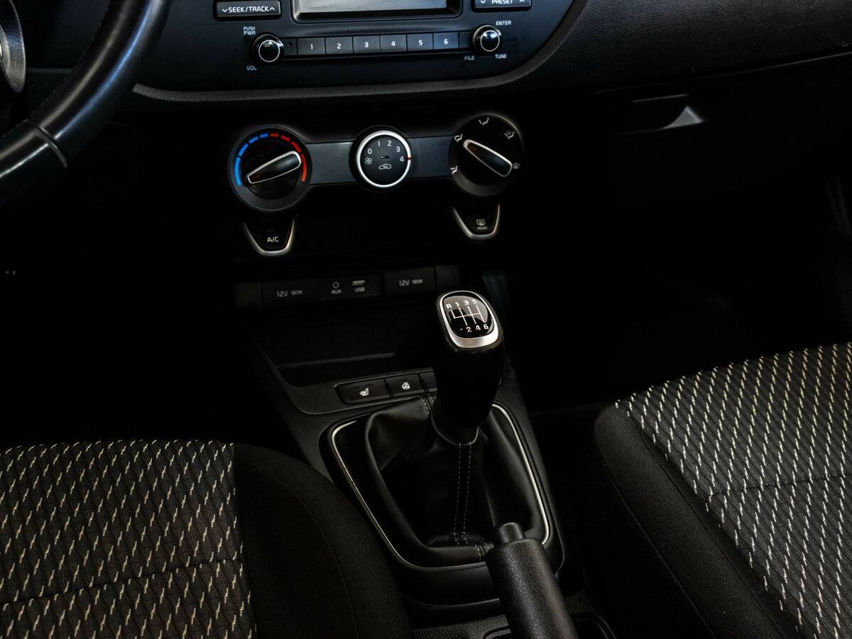 Kia Rio 2017 года с пробегом. Фото: #9