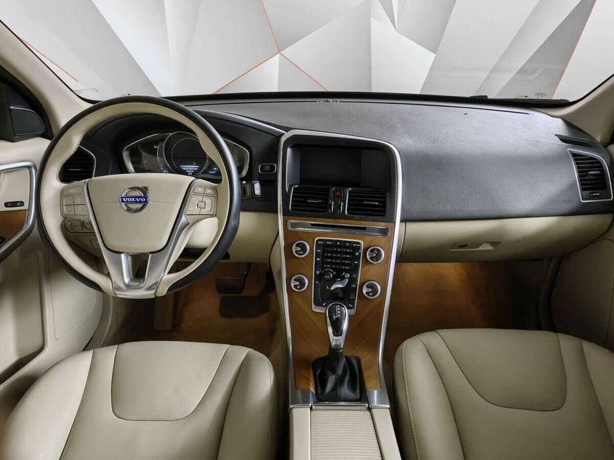 Volvo XC60 2015 года с пробегом. Фото: #10
