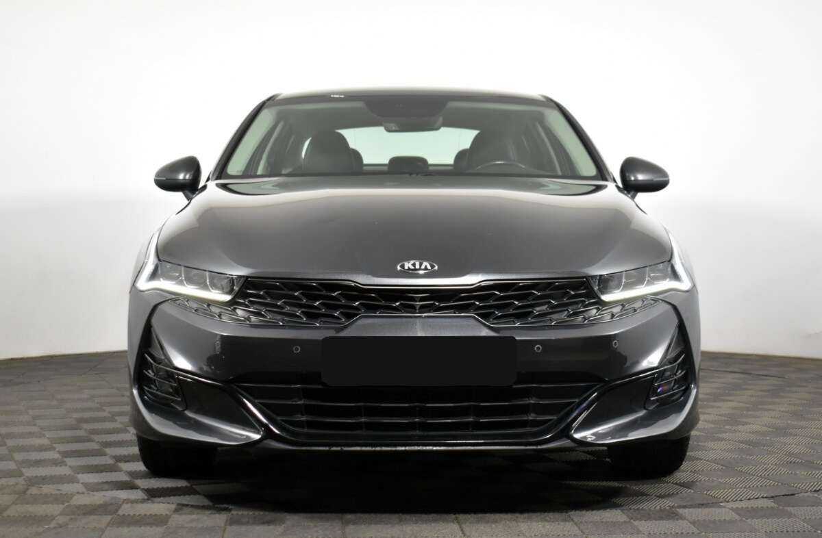 Kia K5 2021 года с пробегом. Фото: #1
