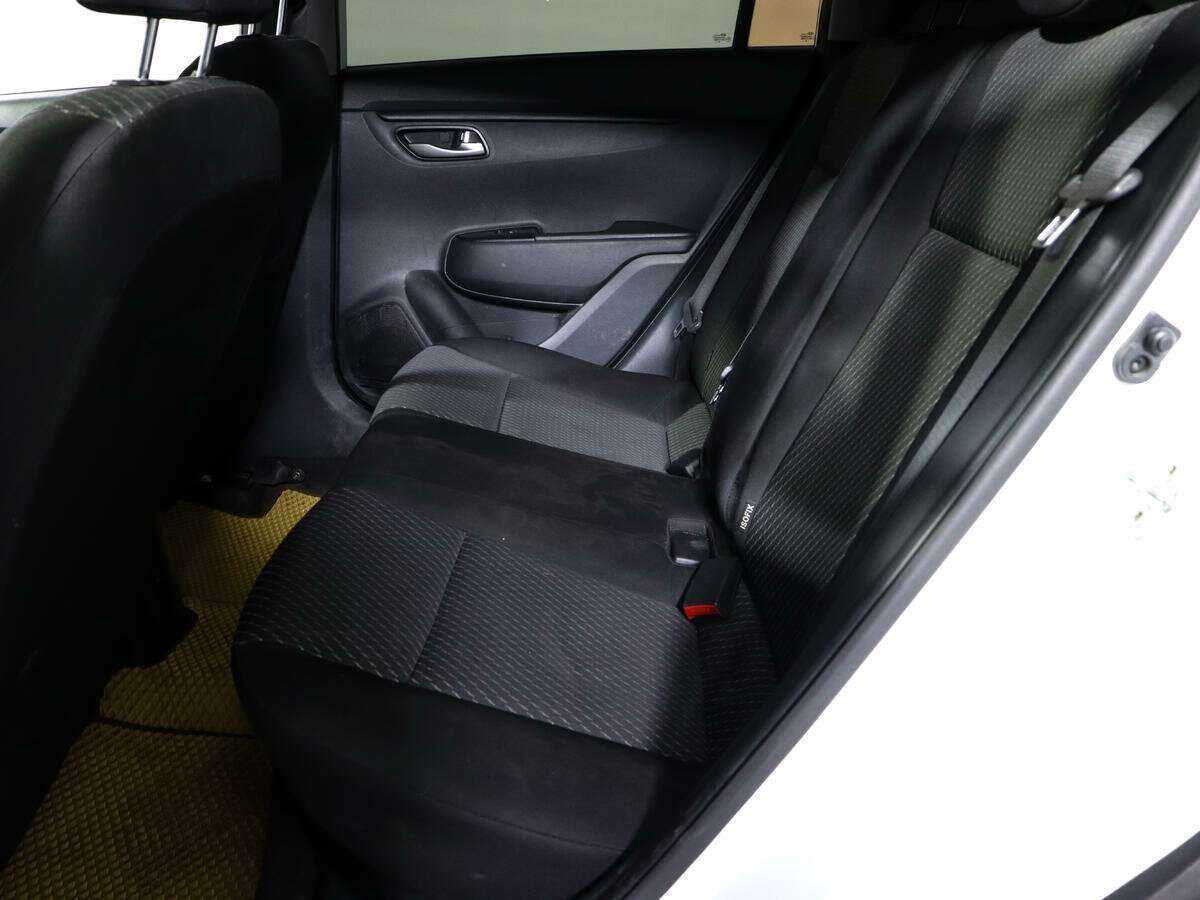 Kia Rio 2018 года с пробегом. Фото: #8