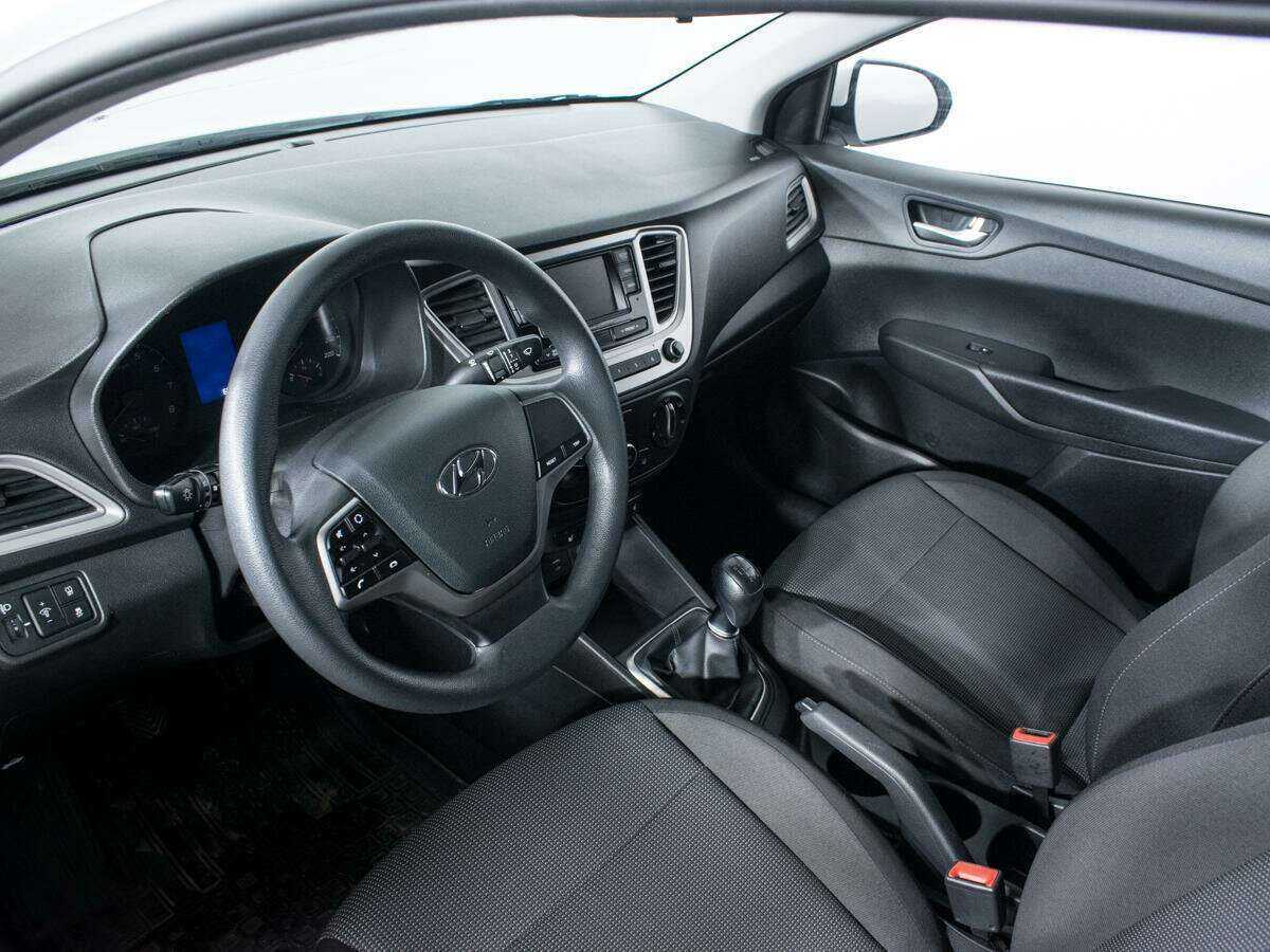 Hyundai Solaris 2021 года с пробегом. Фото: #12