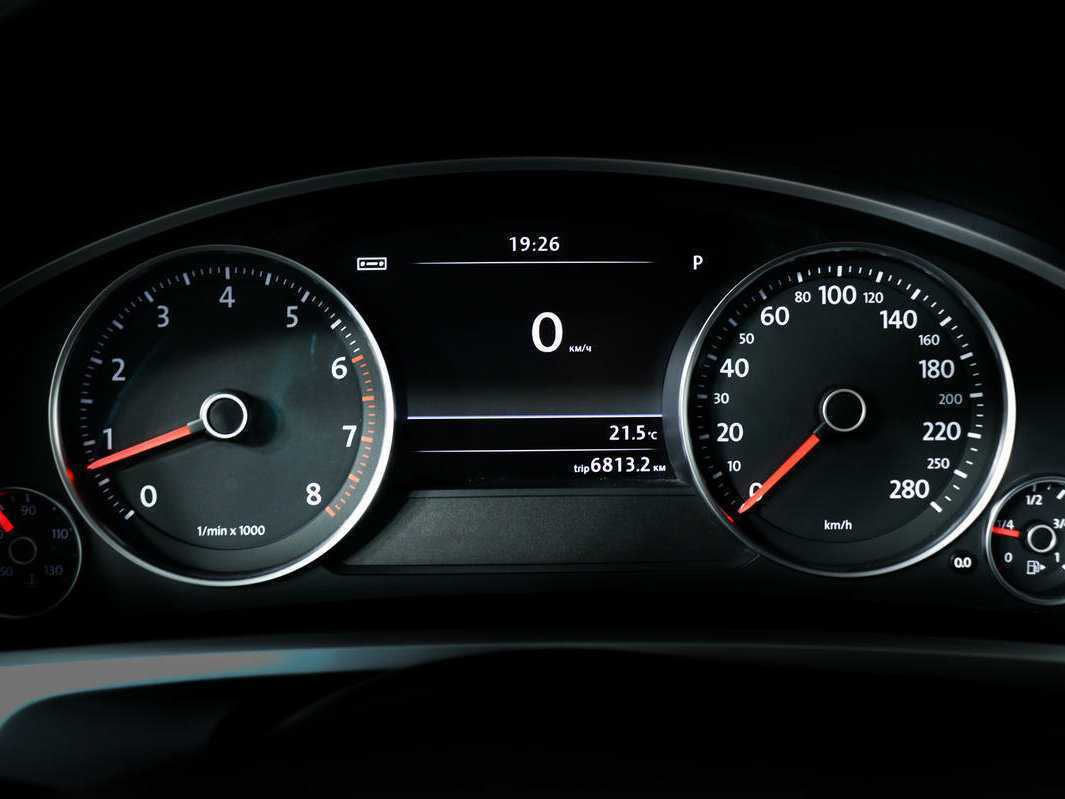 Volkswagen Touareg 2012 года с пробегом. Фото: #9