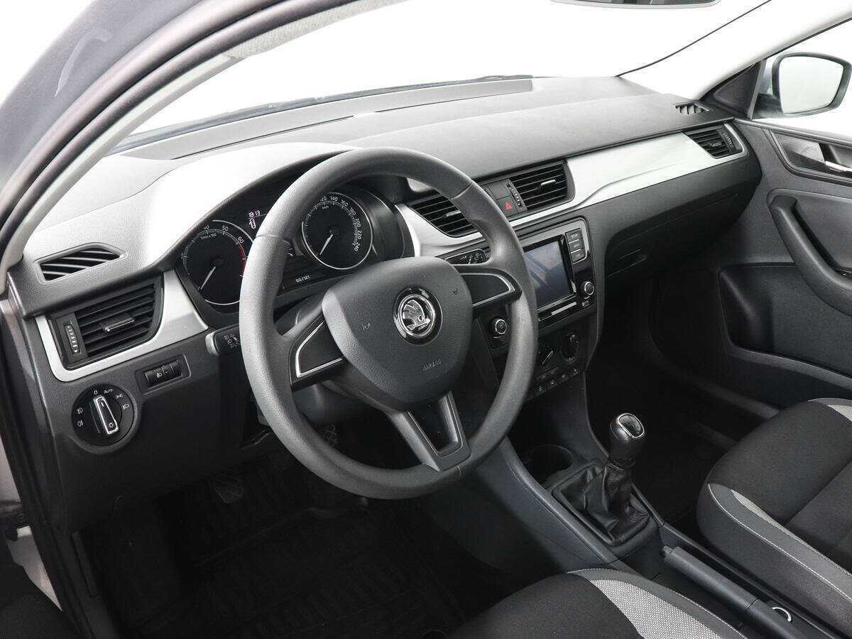 Skoda Rapid 2018 года с пробегом. Фото: #8