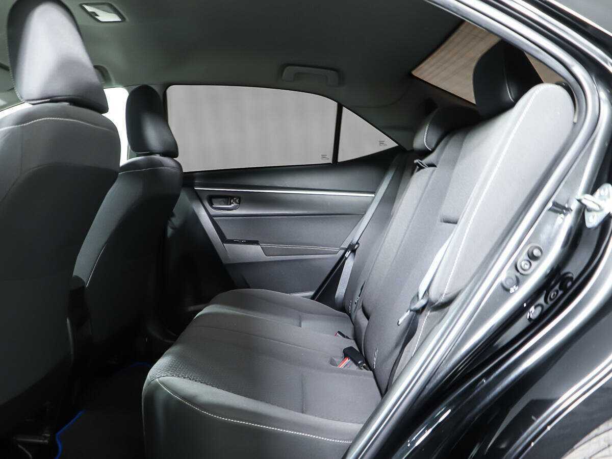 Toyota Corolla 2017 года с пробегом. Фото: #8