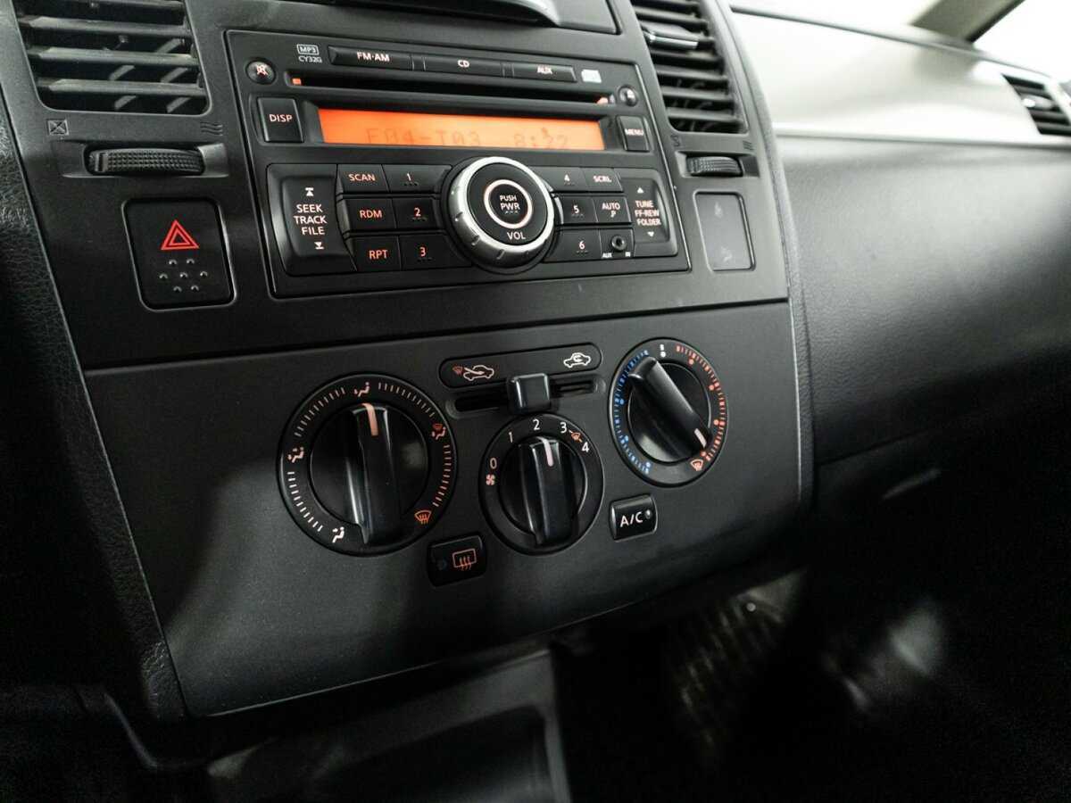 Nissan Tiida 2013 года с пробегом. Фото: #14