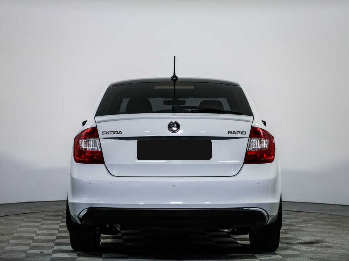 Skoda Rapid 2017 года с пробегом. Фото: #4
