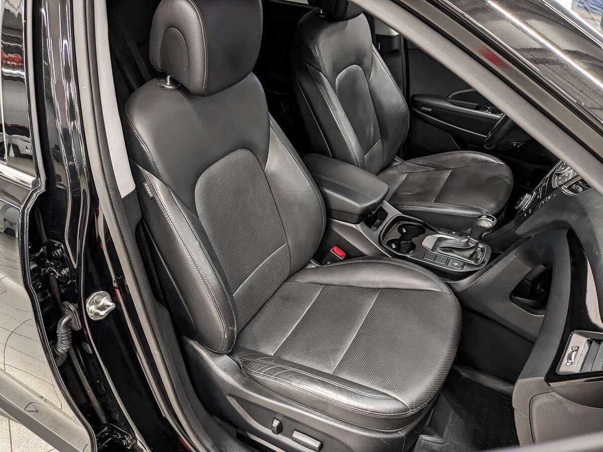 Hyundai Santa Fe 2015 года с пробегом. Фото: #18