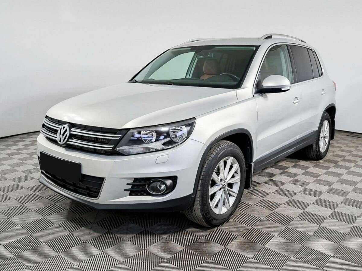 Volkswagen Tiguan 2012 года с пробегом. Посмотреть фото