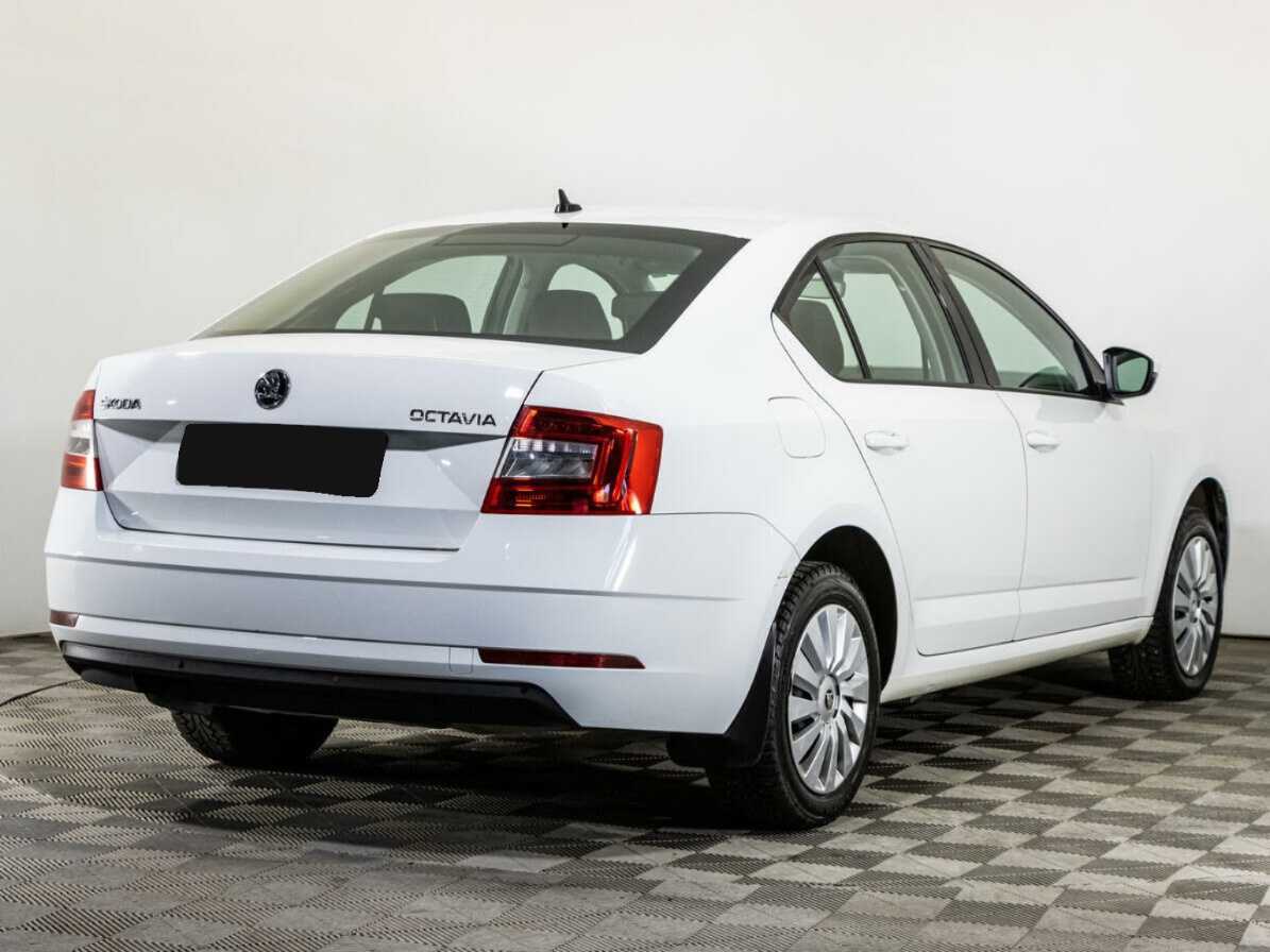 Skoda Octavia 2018 года с пробегом. Фото: #4