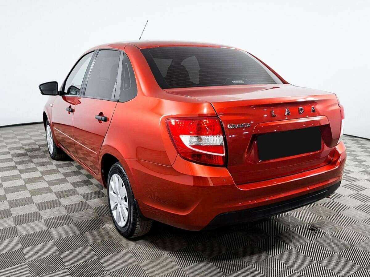 Lada (ВАЗ) Granta 2019 года с пробегом. Фото: #6