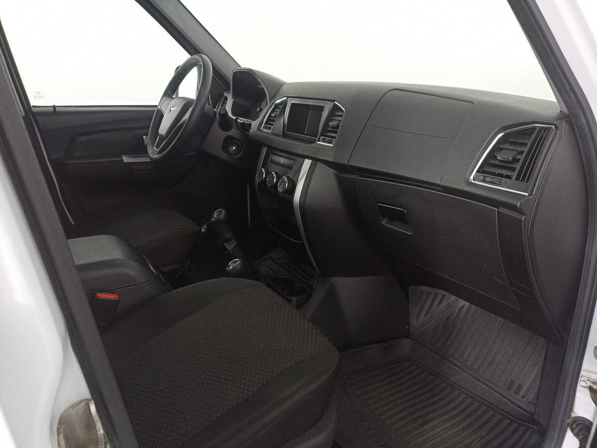 УАЗ Patriot 2018 года с пробегом. Фото: #10