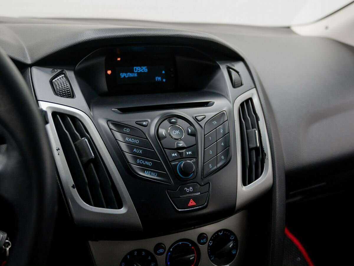 Ford Focus 2013 года с пробегом. Фото: #24