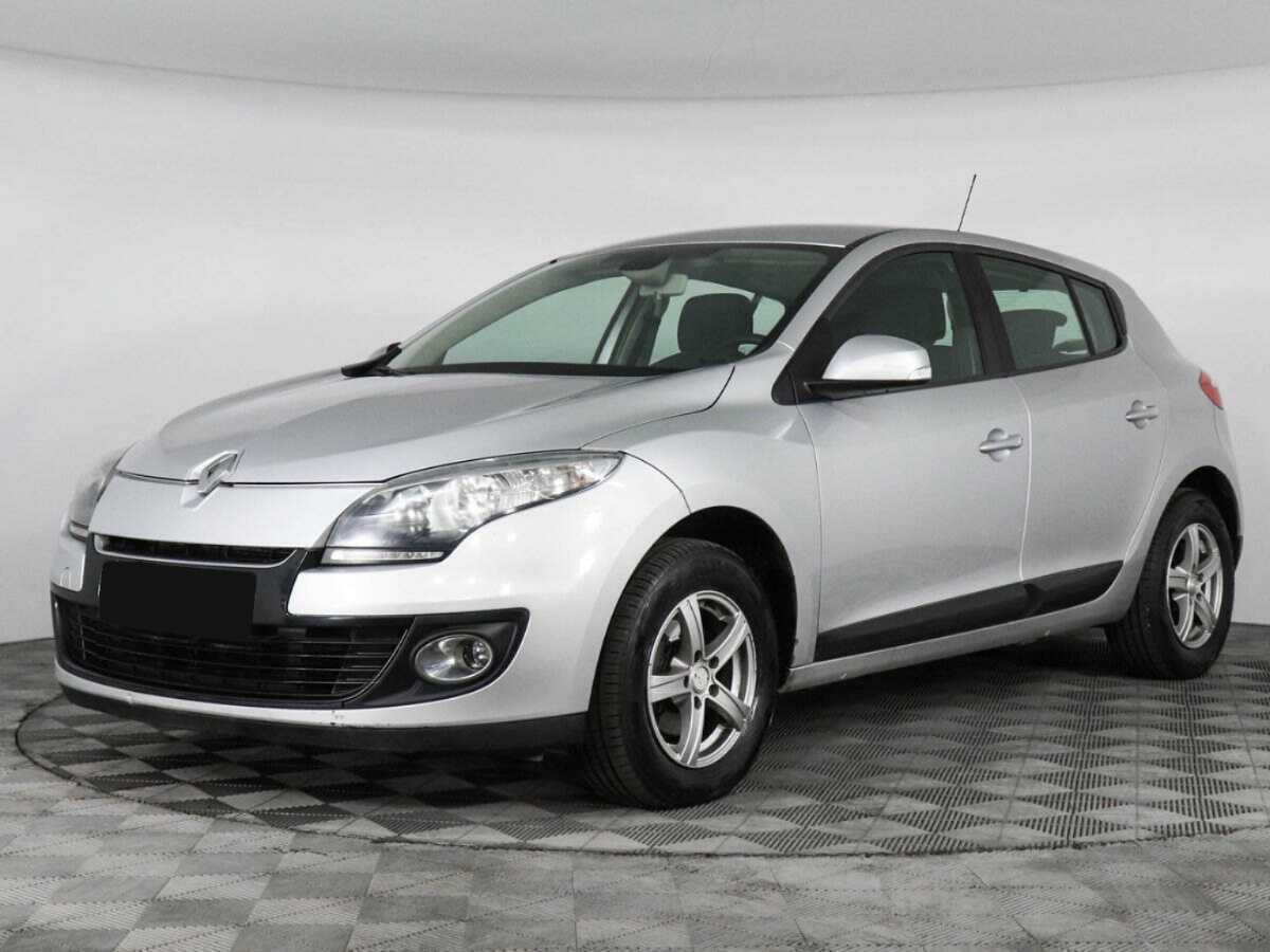 Renault Megane 2012 года с пробегом. Посмотреть фото