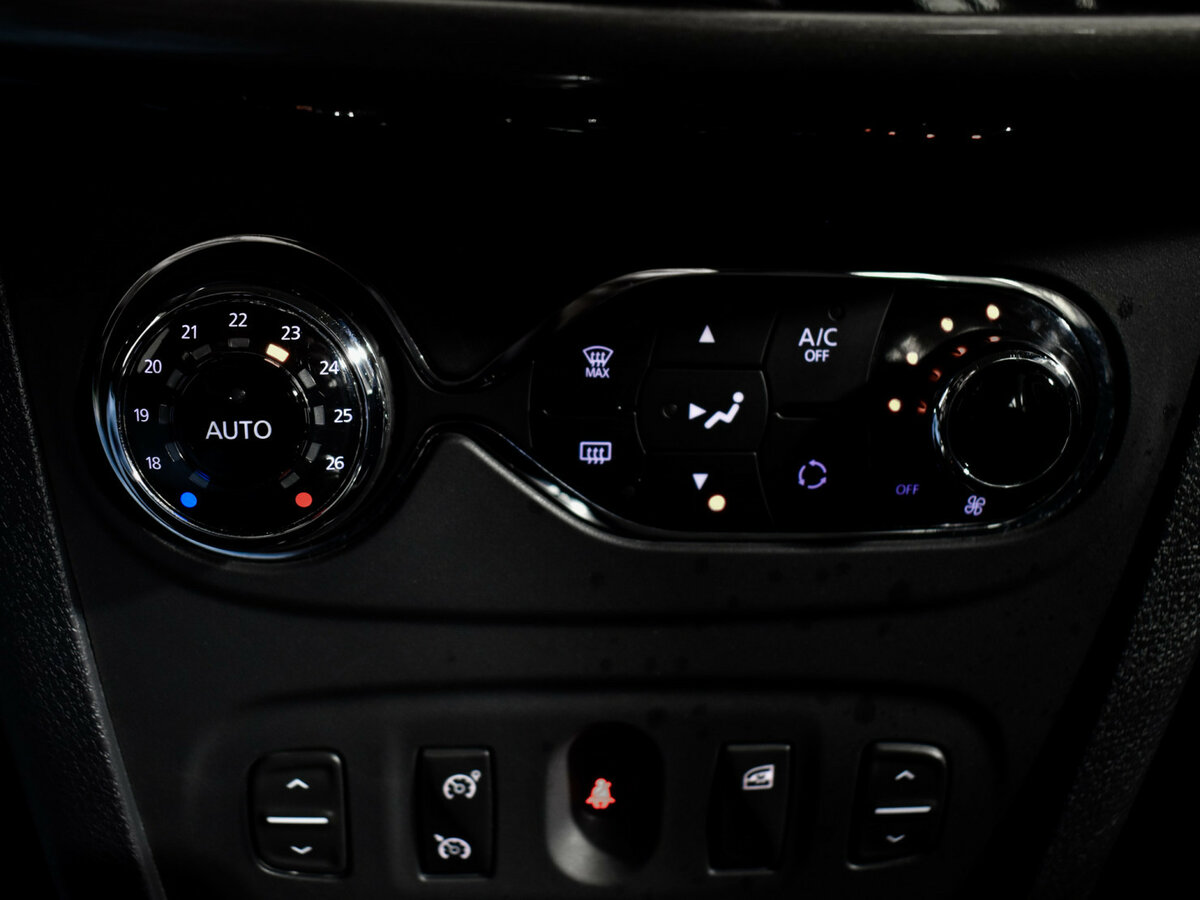 Renault Sandero 2016 года с пробегом. Фото: #14