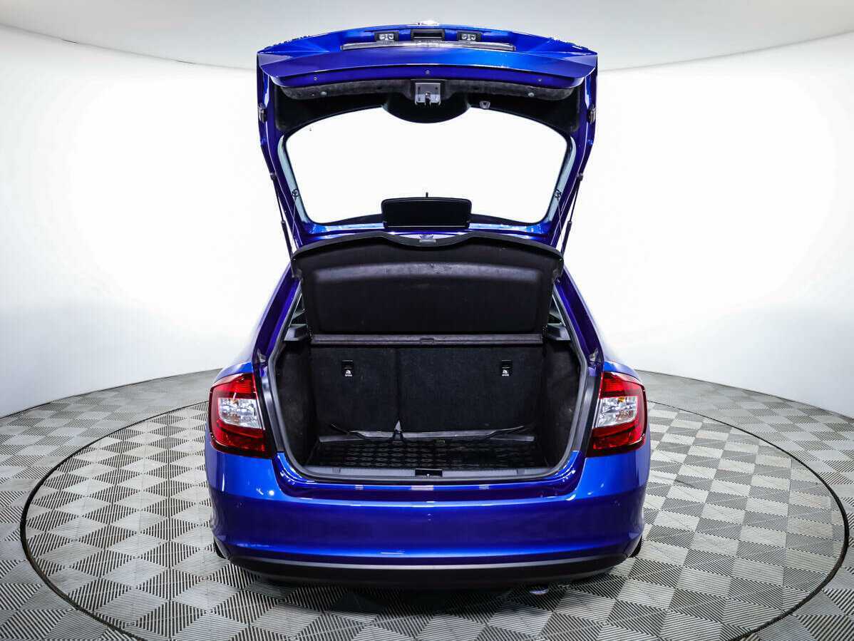 Skoda Rapid 2018 года с пробегом. Фото: #18