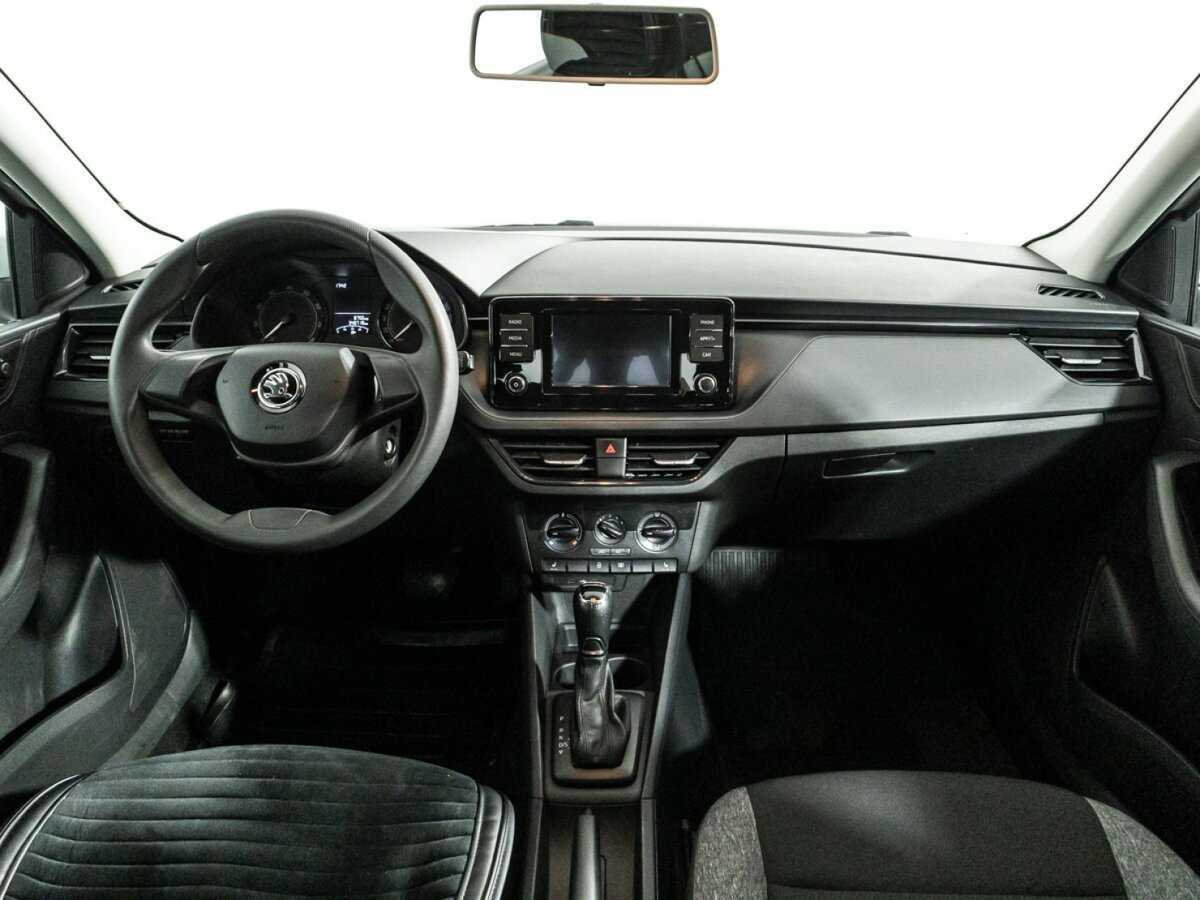 Skoda Rapid 2021 года с пробегом. Фото: #12