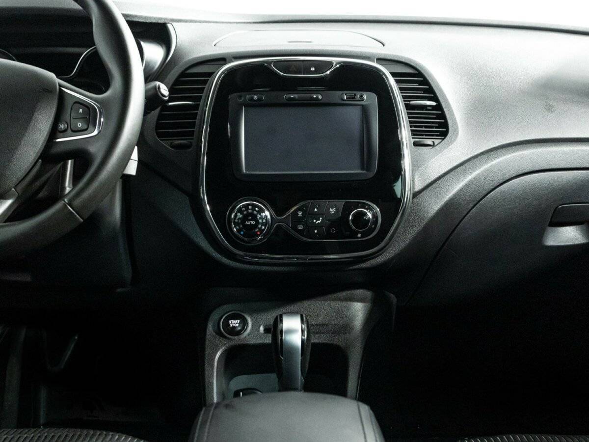 Renault Kaptur 2017 года с пробегом. Фото: #13