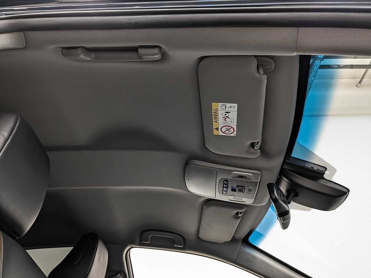 Toyota Camry 2018 года с пробегом. Фото: #22