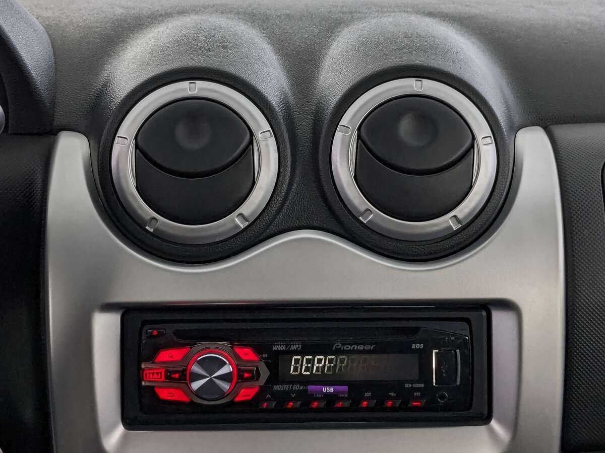 Renault Sandero 2013 года с пробегом. Фото: #11