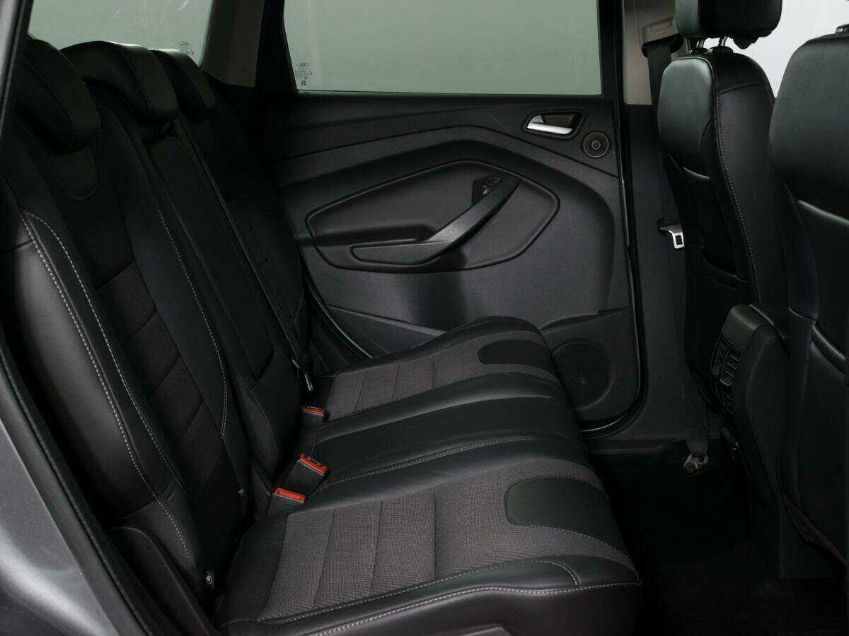 Ford Kuga 2013 года с пробегом. Фото: #9