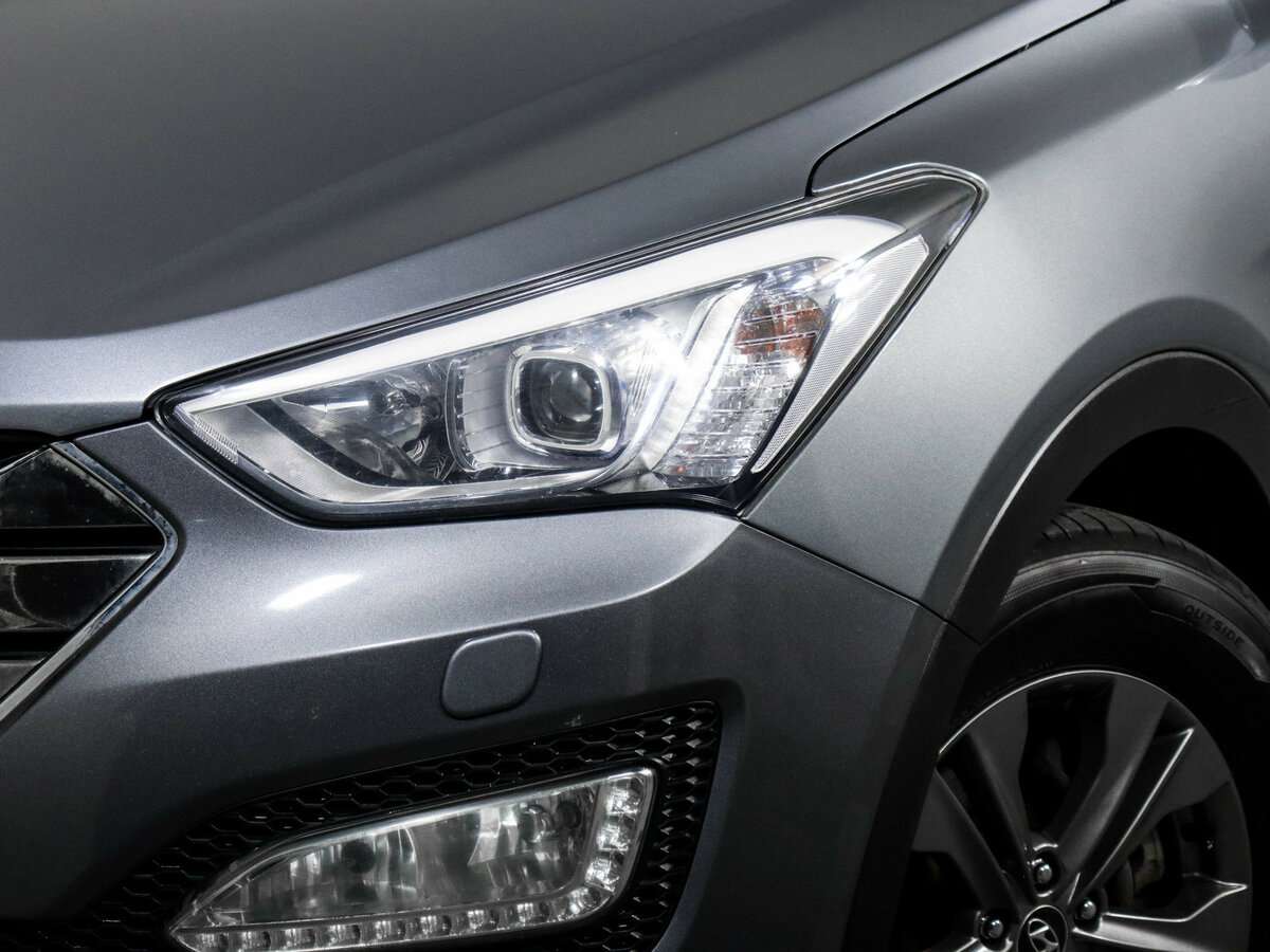 Hyundai Santa Fe 2012 года с пробегом. Фото: #15
