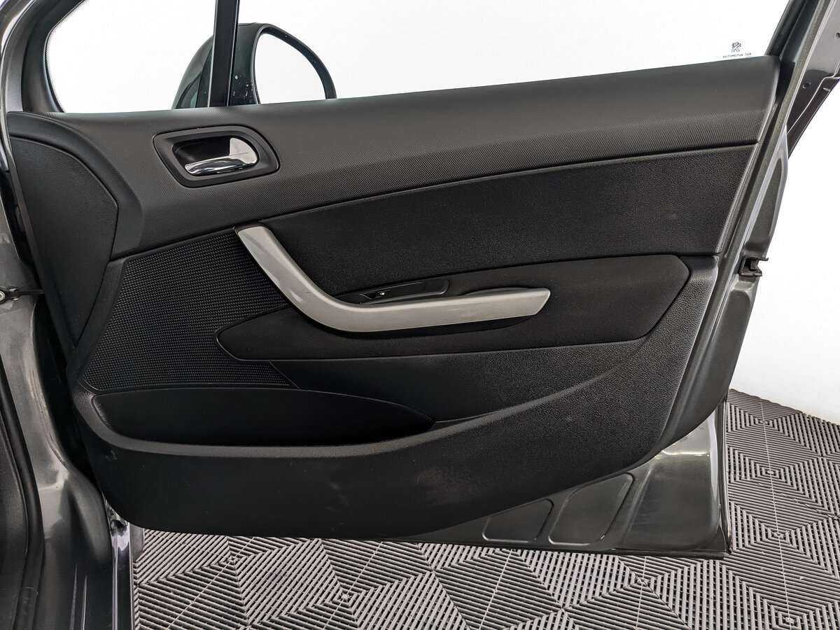 Peugeot 408 2013 года с пробегом. Фото: #24