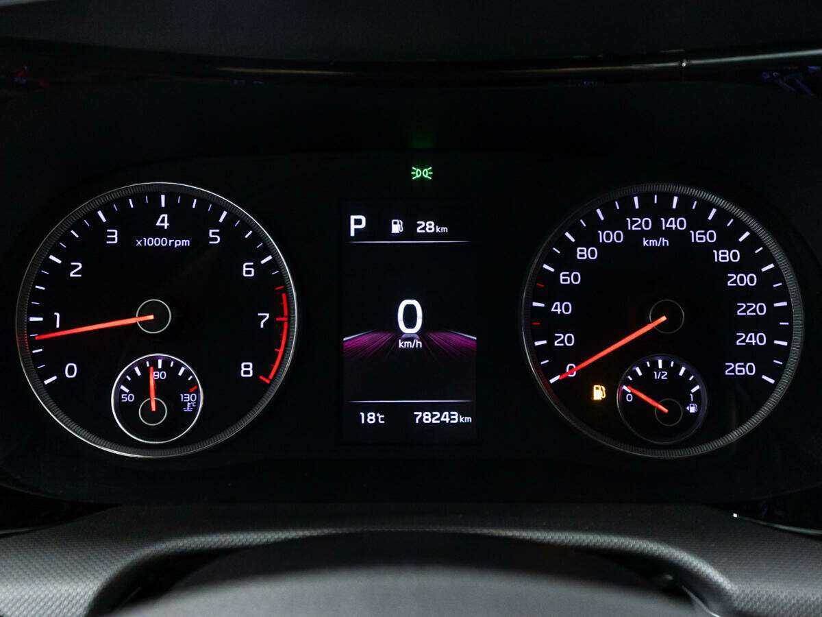 Kia K5 2021 года с пробегом. Фото: #11