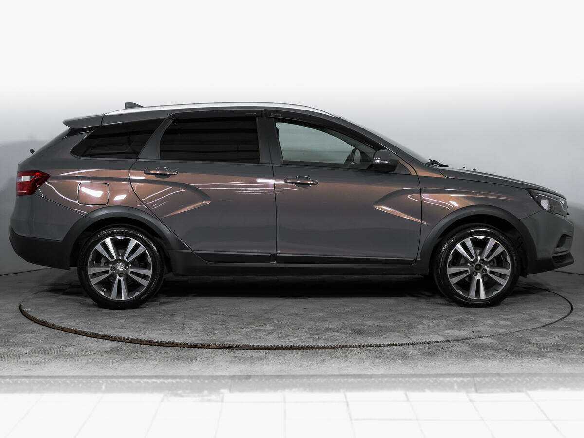 Lada (ВАЗ) Vesta 2021 года с пробегом. Фото: #3