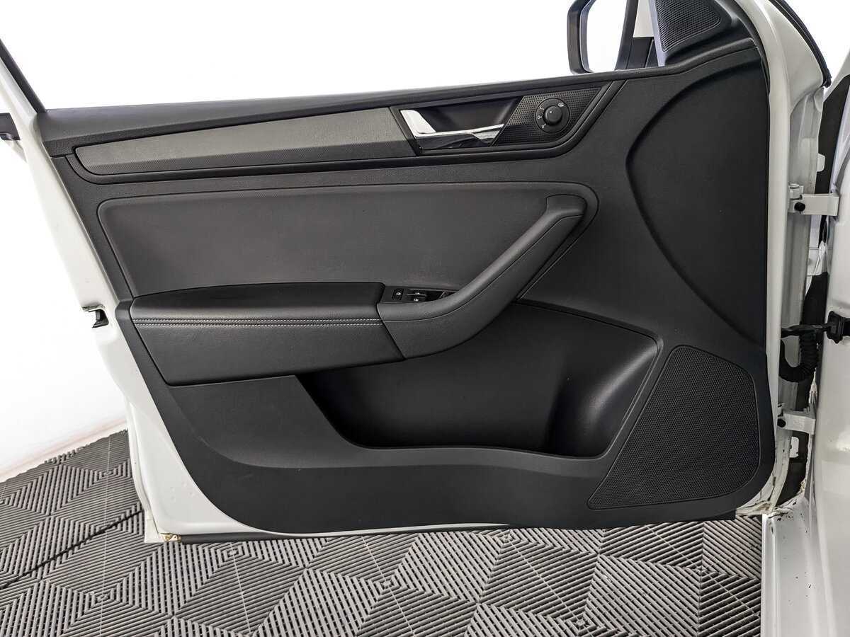 Skoda Rapid 2020 года с пробегом. Фото: #13