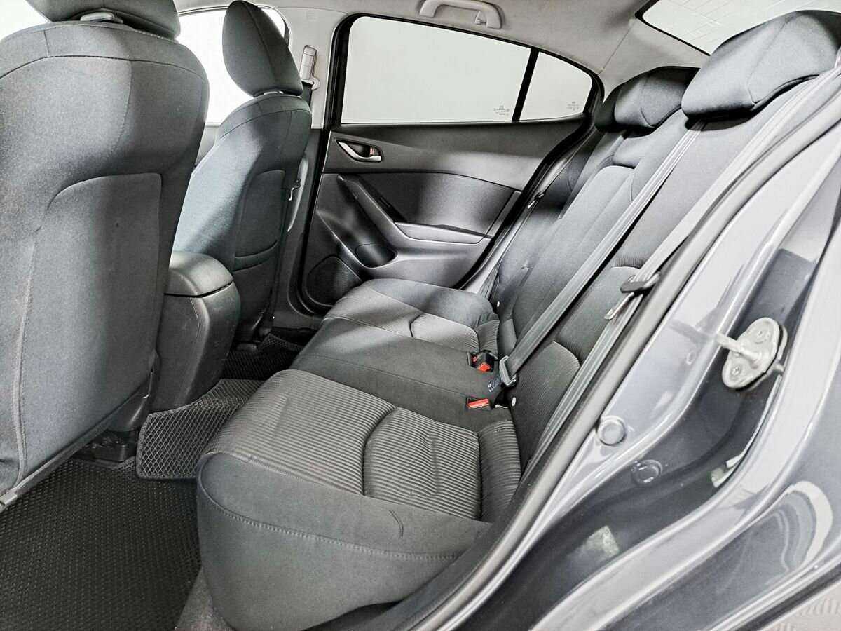 Mazda 3 2014 года с пробегом. Фото: #9