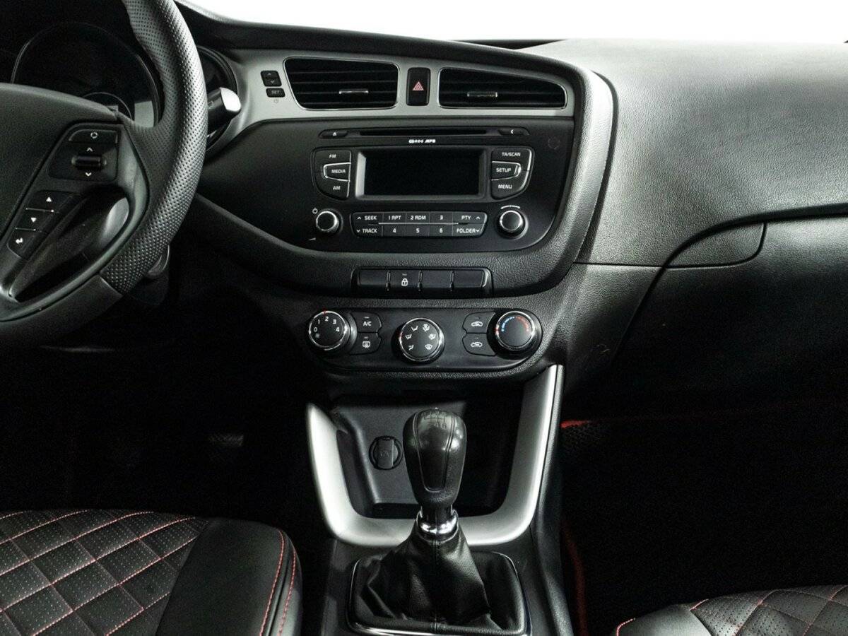 Kia Ceed 2013 года с пробегом. Фото: #13