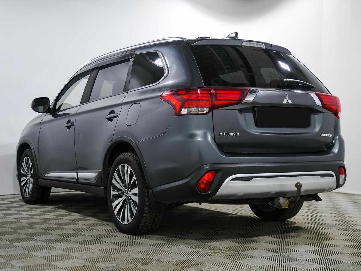 Mitsubishi Outlander 2018 года с пробегом. Фото: #5