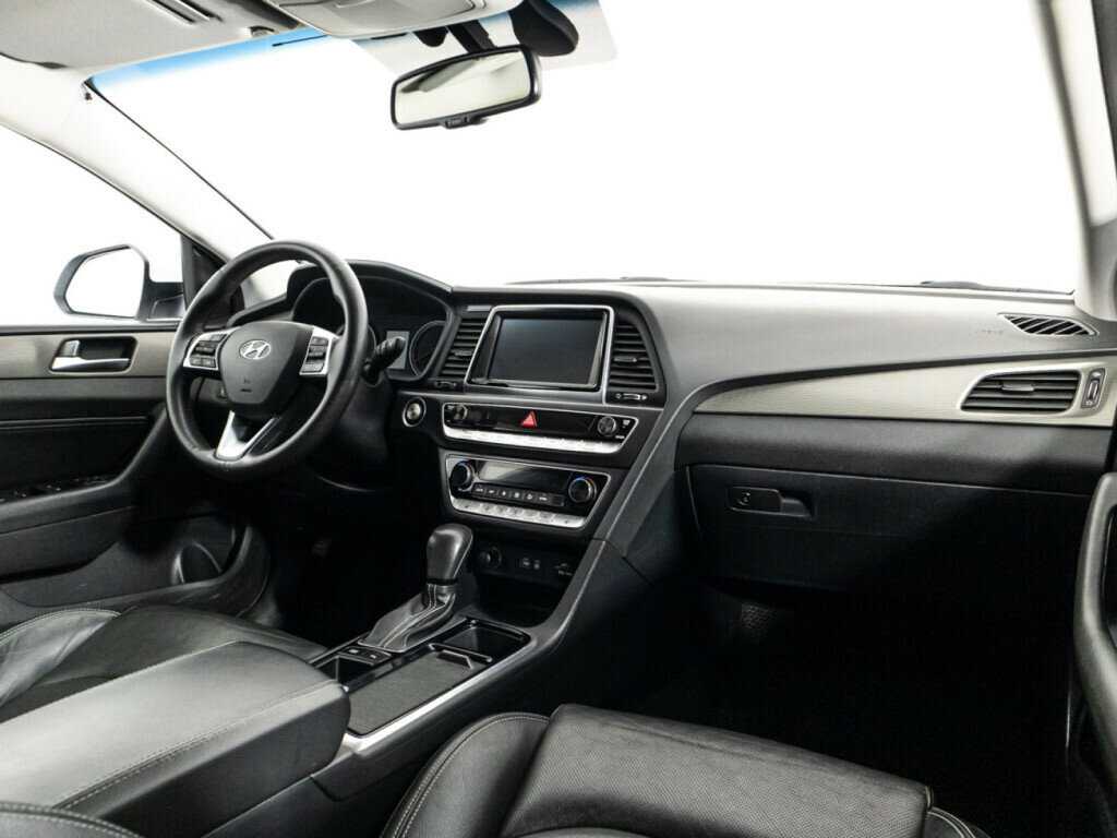 Hyundai Sonata 2019 года с пробегом. Фото: #8