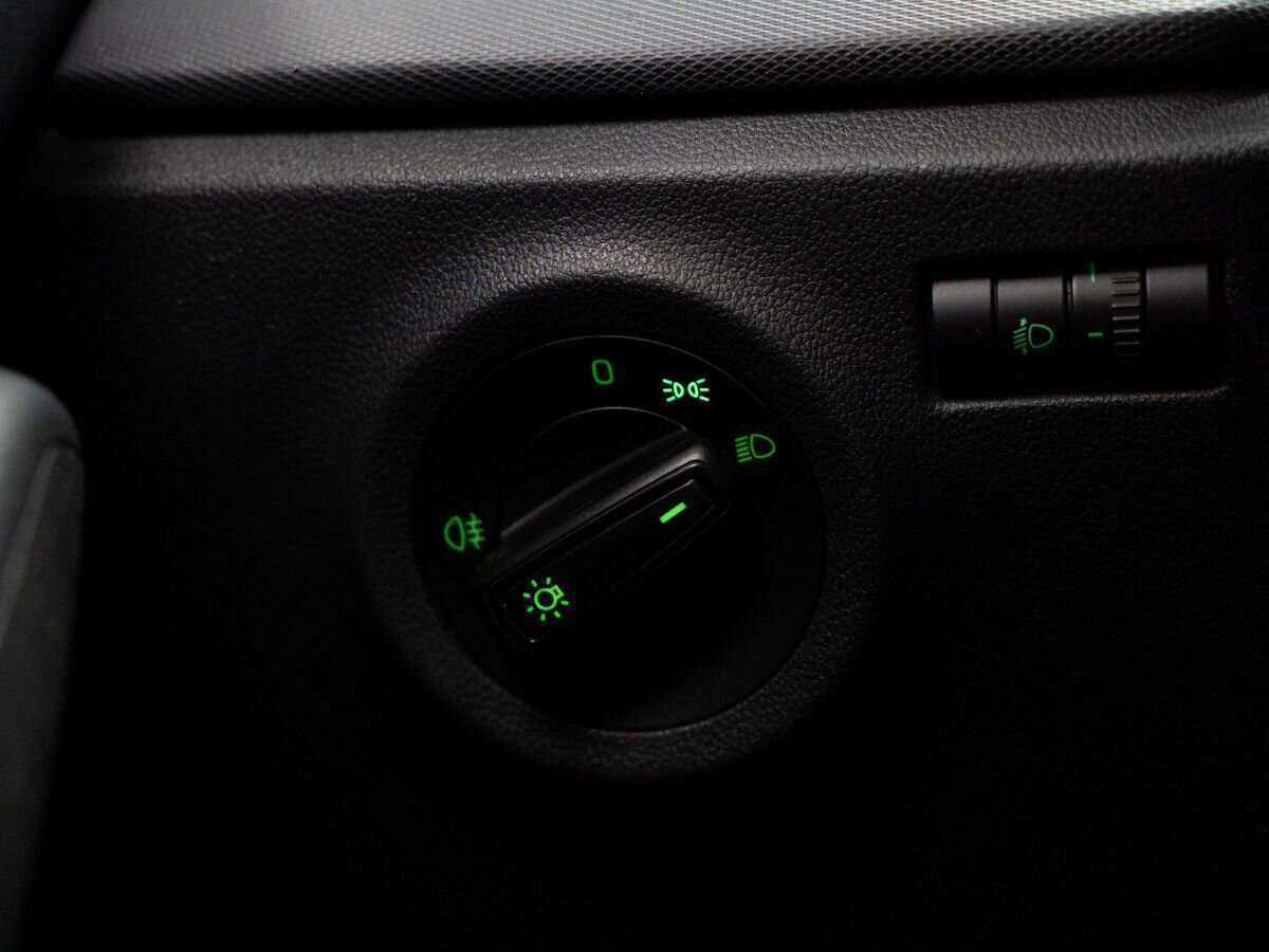 Skoda Rapid 2020 года с пробегом. Фото: #16