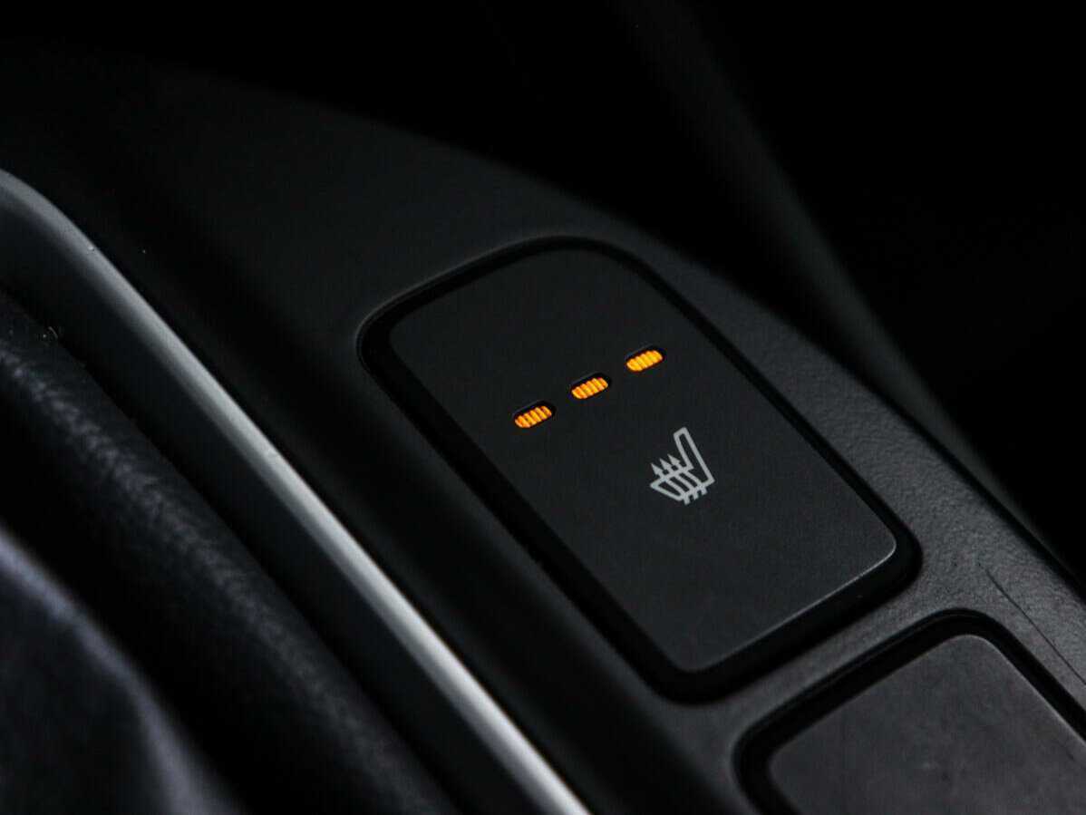 Hyundai Santa Fe 2015 года с пробегом. Фото: #15