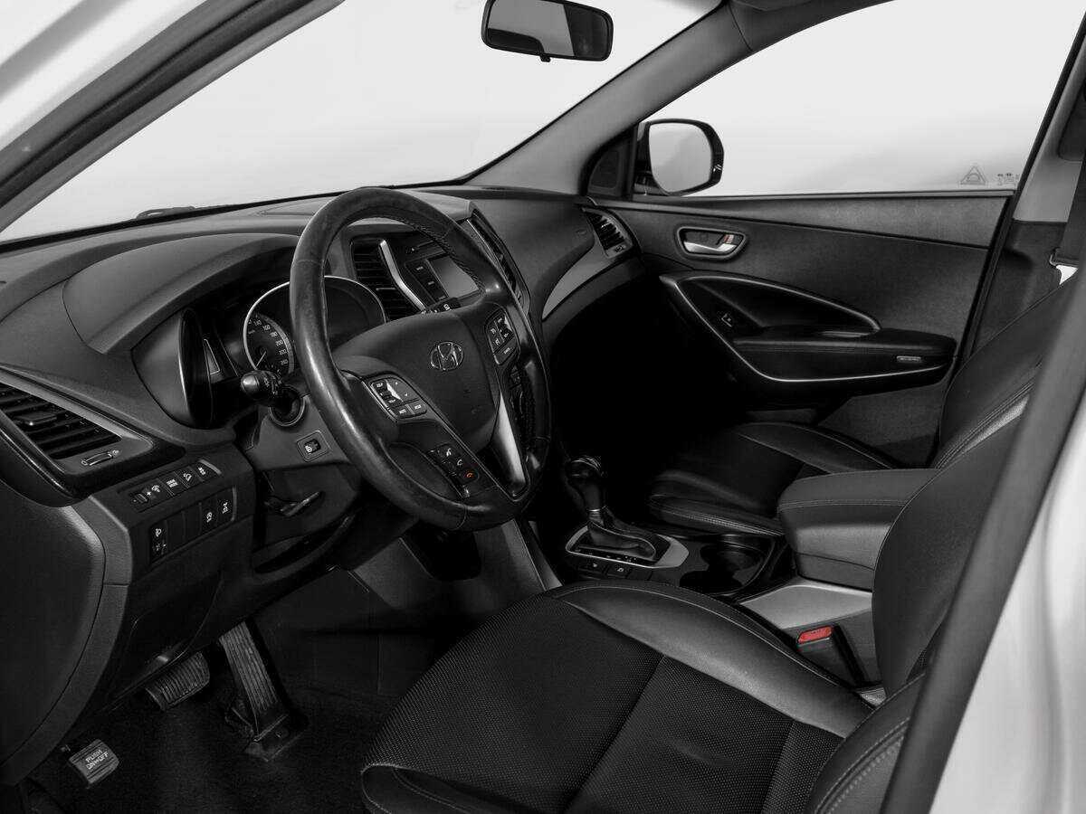 Hyundai Santa Fe 2016 года с пробегом. Фото: #14