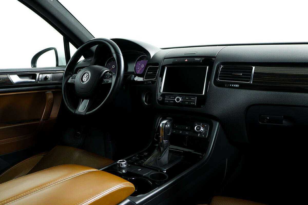 Volkswagen Touareg 2013 года с пробегом. Фото: #8