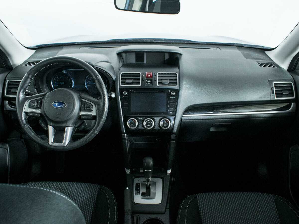 Subaru Forester 2018 года с пробегом. Фото: #11