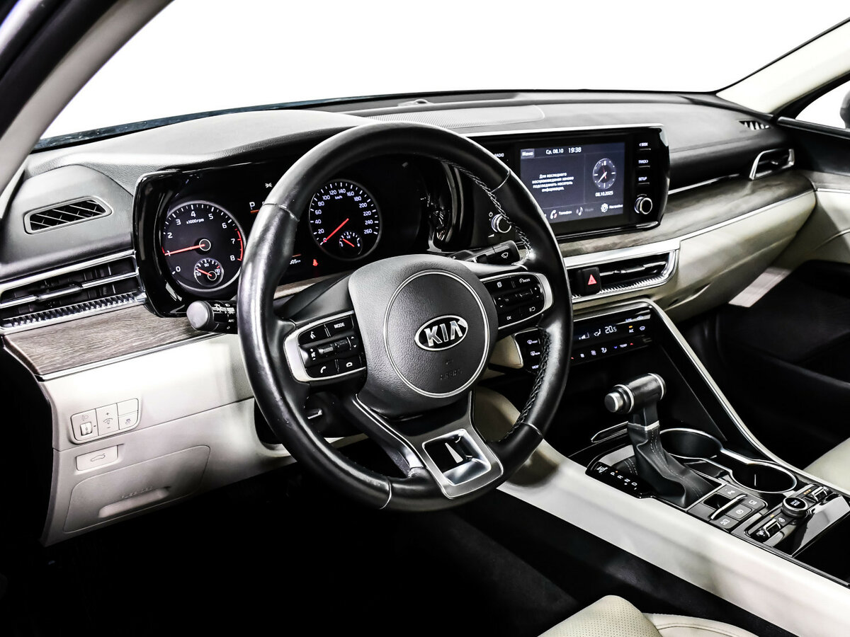 Kia K5 2021 года с пробегом. Фото: #10