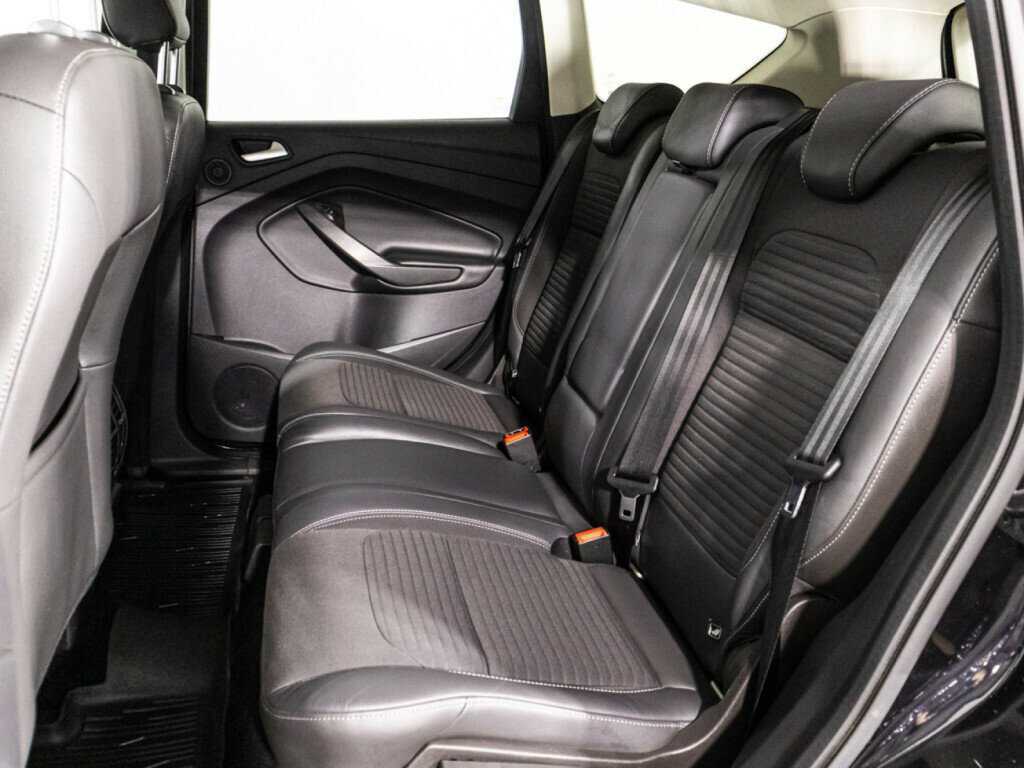 Ford Kuga 2017 года с пробегом. Фото: #9