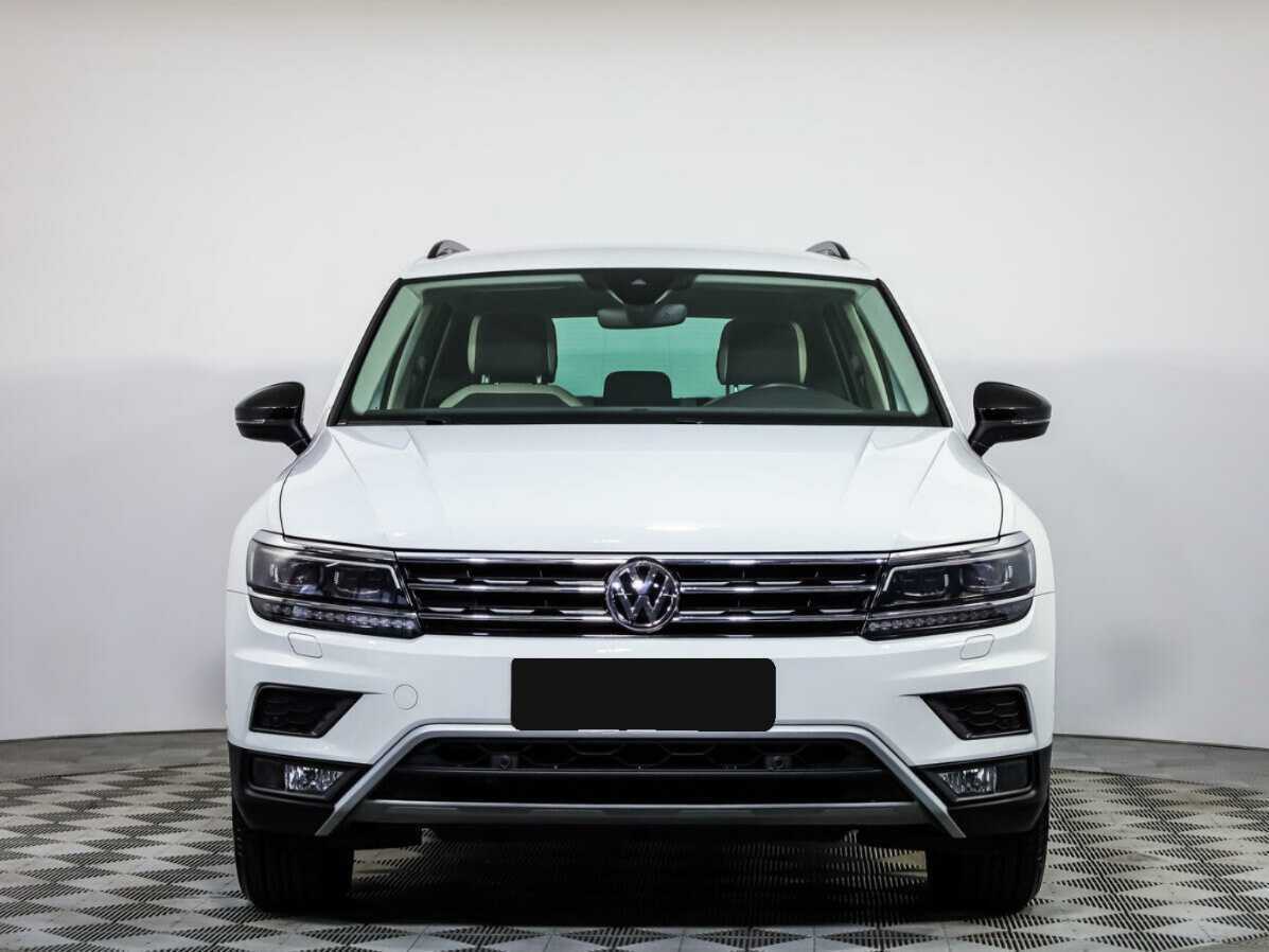 Volkswagen Tiguan 2019 года с пробегом. Посмотреть фото